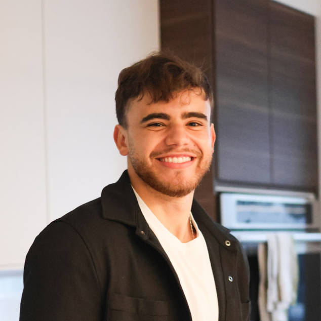 Eloy Martinez
